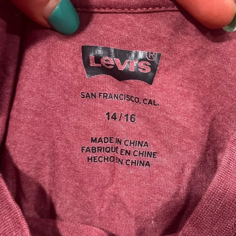 Levi's Boys T-Shirt Short Sleeve Crewneck Logo Print Pullover Red Size 14-16 - Picture 3 of 5